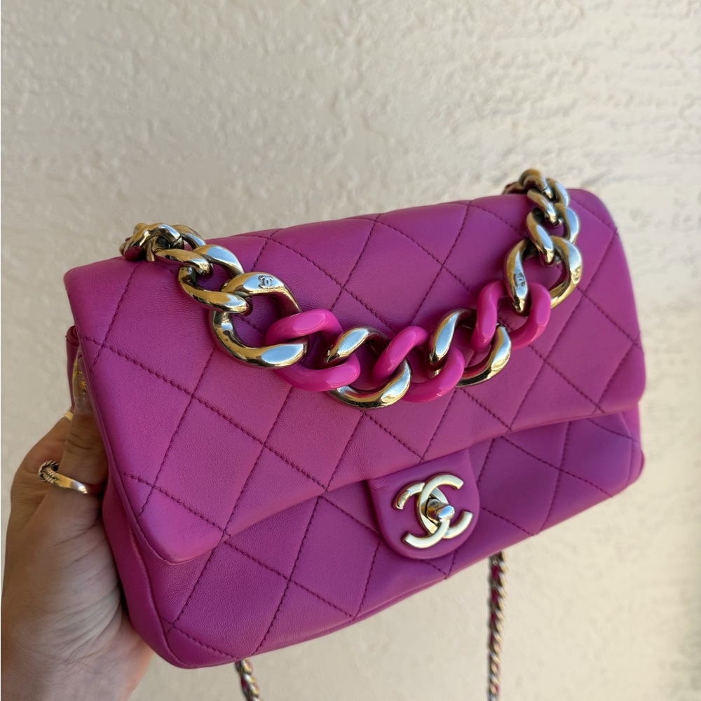 CHANEL Elegant Chain Single Flap Pink Leather Lambskin Shoulder Bag